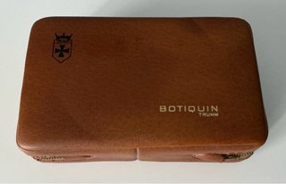 Botiquín vintage TRUMM coches clasicos