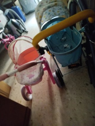 2 Passeggini per Bambole