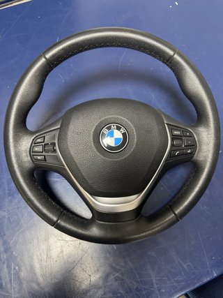 Volante BMW F31