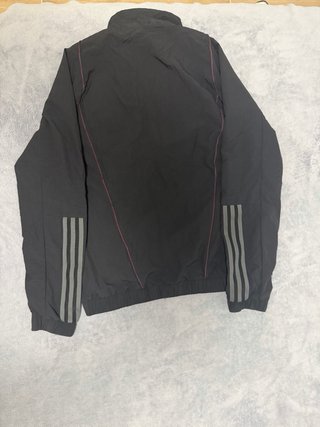 Chaqueta Adidas Negra y Dorada