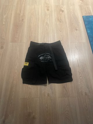 Pantalón Corto Cargo Corteiz Negro