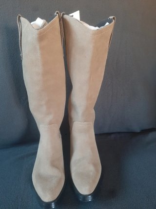 Botas Pull and Bear Beige