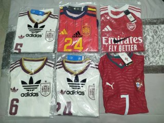 Camisetas de fútbol Adidas España y Portugal