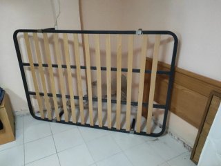 Somier con patas 120x180 cm más cabecero