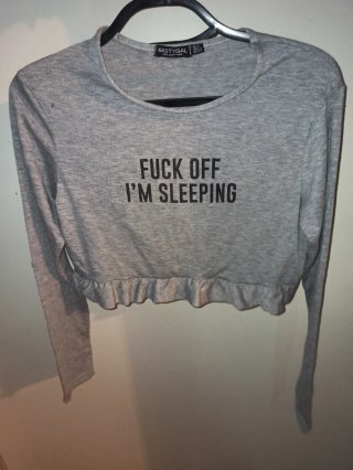 Nasty Gal Blusa Gris Manga Larga Fuck Off