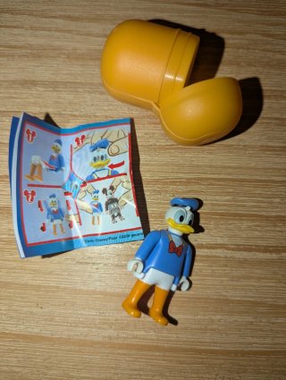 Donald Playmobil Kinder Sorpresa