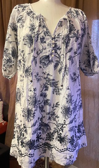 Tunica in cotone a fiori