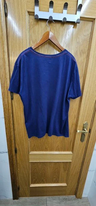 Camiseta azul