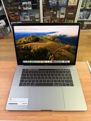 MacBook Pro 2018 15” i7 16GB RAM 1TB SSD