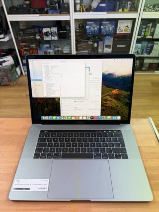 MacBook Pro 2018 15” i7 16GB RAM 1TB SSD