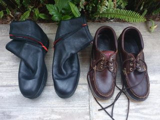 Botas y Zapatos de Cuero