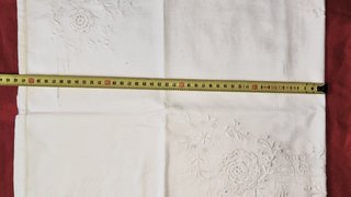 Mantel de té bordado antiguo