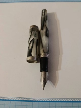 Pluma Estilográfica Alex Bog