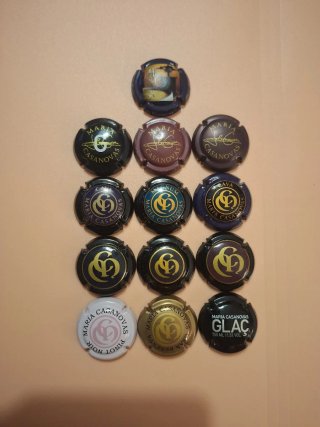 Set de 13 Chapas de Cava Maria Casanovas