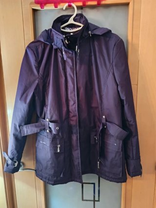 Parka Morada con Capucha