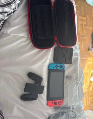 Nintendo Switch Rojo y Azul