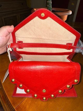 Bolso monedero rojo nuevo con etiquetas