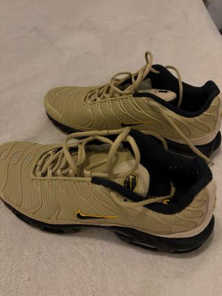 Nike TN Talla 44.5 Beige/Dorado