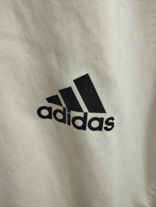 Chaqueta Adidas entretiempo TallaL entrega en mano
