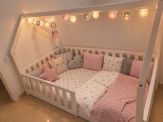 Cama Montessori sin usar con colchón