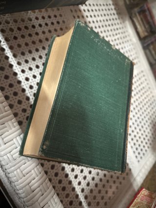 Antiguo libro Diccionario de modismos