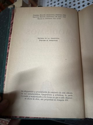 Antiguo libro Diccionario de modismos