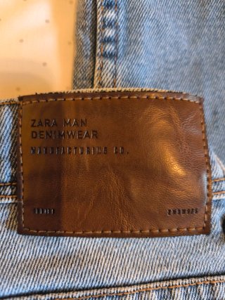 Pantalón vaquero Zara azul