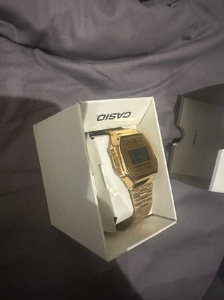 Casio A168WA- Reloj Dorado