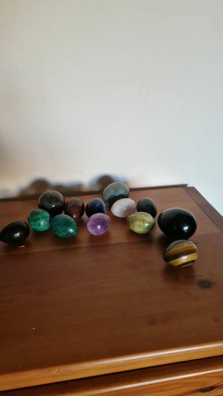 Colección de 13 Huevos de Piedras Minerales