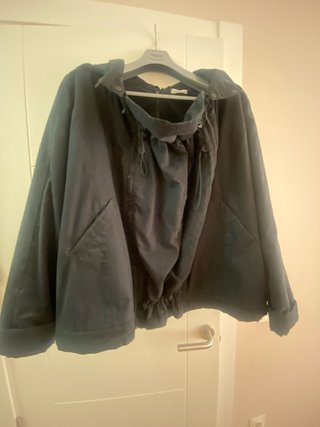 Abrigo premamá y porteo negro talla única