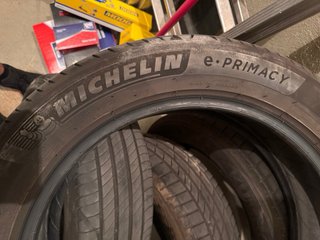 2 Neumáticos Michelin 195/60R18 96H