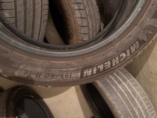 2 Neumáticos Michelin 195/60R18 96H