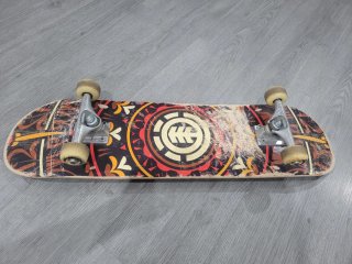 Tabla de Skate Element 31"