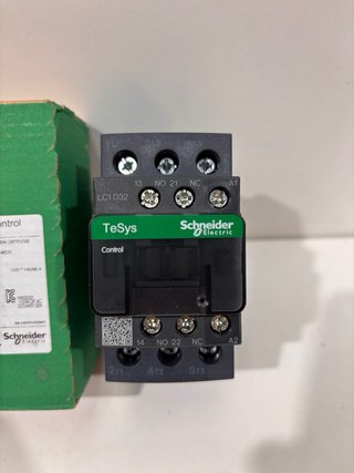 Contactor Schneider TeSys LC1D32P7