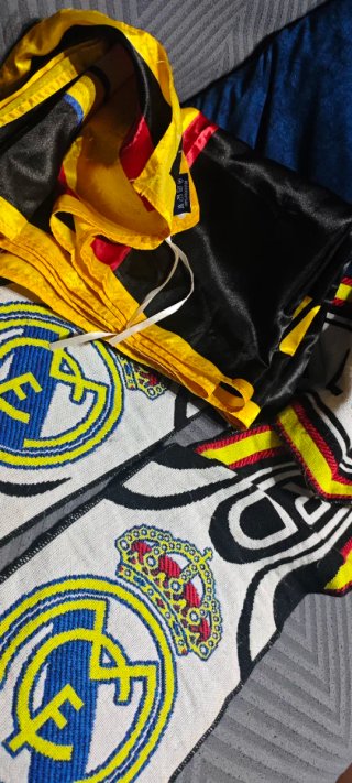 Pack Bufanda y Bandera Real Madrid