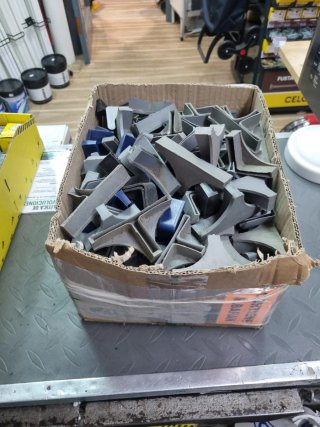 Lote de Patas para Estanterías Mecalux