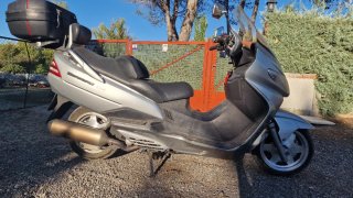 Suzuki Burgman 400 Maxi Scooter