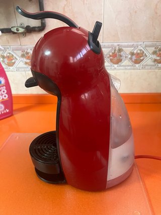 Macchina da caffè Dolce Gusto rossa