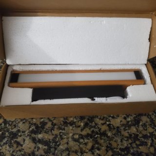 Lámpara de pared moderna madera y metal