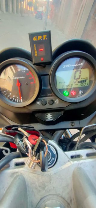 Suzuki GSF 650 Bandit - Moto Naked