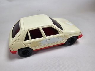Coche de competición Peugeot 205