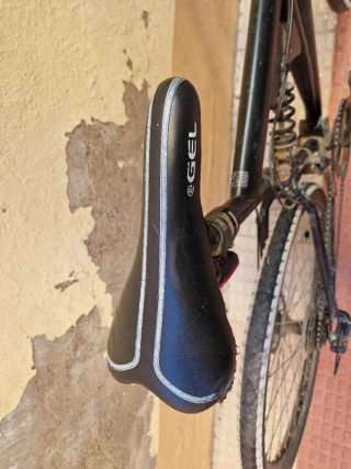 Bicicleta de Montaña Negra Talla M