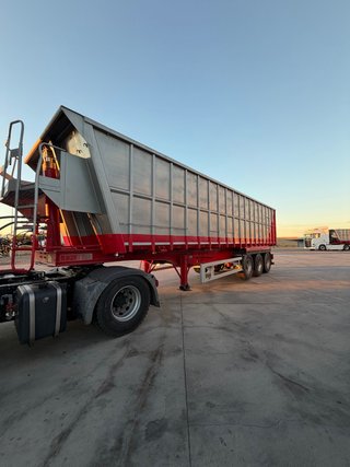 Bañera chatarrera Segotrailer chasi Aluminiobenalu