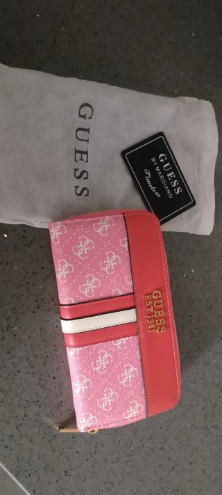 Monedero Guess Rosa y Rojo nuevo sin estrenar