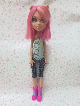 Muñeca Monster High Howleen Wolf Dance Class G1