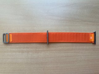 Apple Watch ULTRA 49mm. Orange Alpine Loop M
