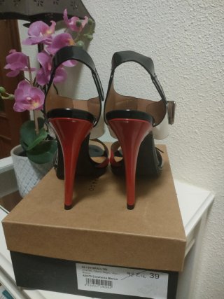 Sandalias de tacón multicolor
