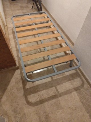Somier individual con estructura metálica