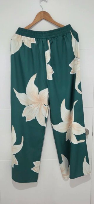 Conjunto de Blusa y Pantalón Estampado