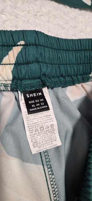 Conjunto de Blusa y Pantalón Estampado